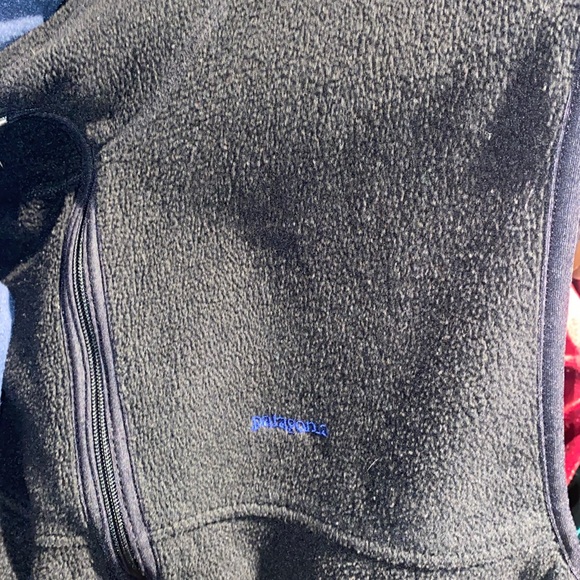 Patagonia Fleece Black Jacket - Picture 2 of 5